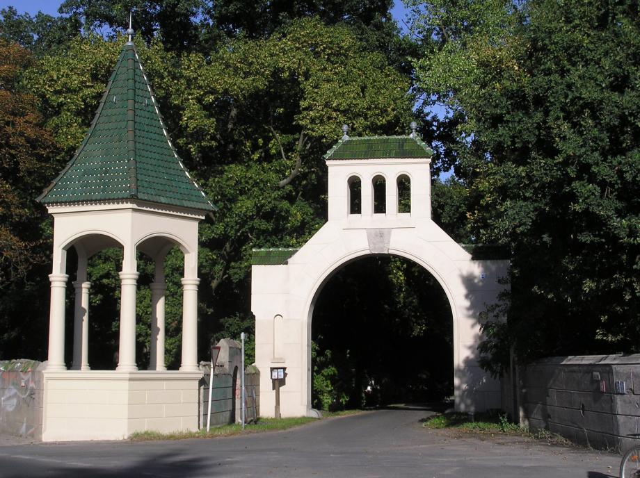 Potsdamer Tor Groß Glienicke